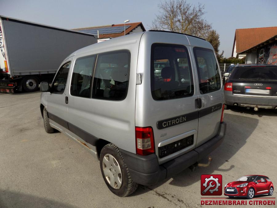 Luneta citroen berlingo 2005